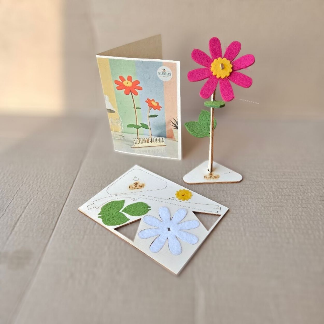 Happy Blooms - One & only 'your logo' - Blooms out of the Box